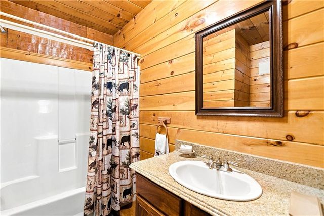116 Hidden Cove Drive, Ball Ground, GA 30107