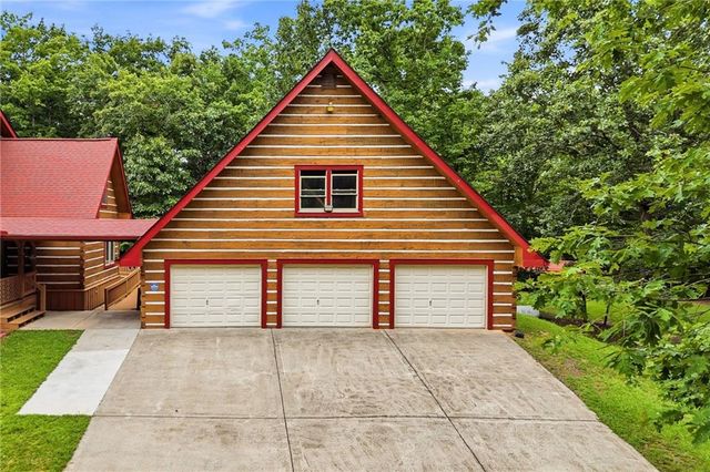 116 Hidden Cove Drive, Ball Ground, GA 30107