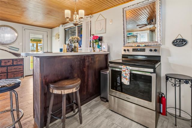 512 Caisson Street, Surfside Beach, TX 77541