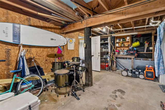 512 Caisson Street, Surfside Beach, TX 77541