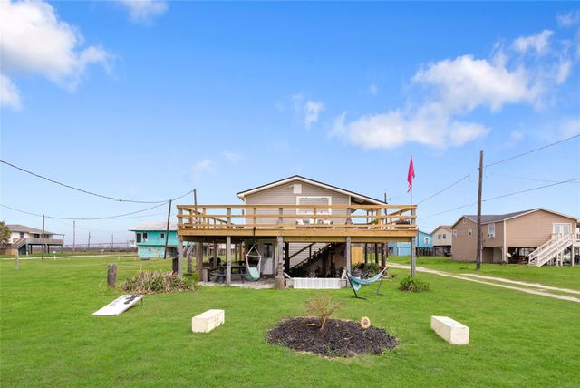 512 Caisson Street, Surfside Beach, TX 77541