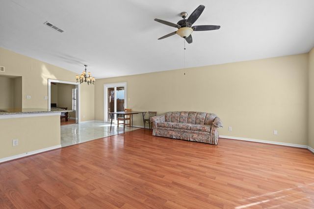 1322 Clark Trail, Grand Prairie, TX 75052