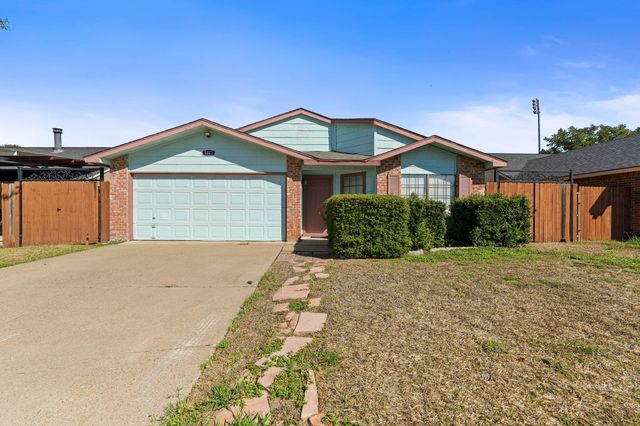 1322 Clark Trail, Grand Prairie, TX 75052