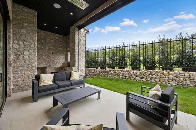 15 Catalonia Court, Westlake, TX 76262