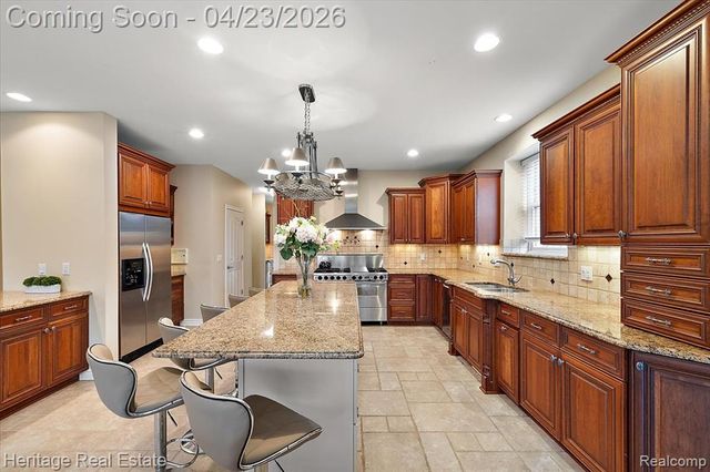 1562 Eagle Trail, Oxford, MI 48371
