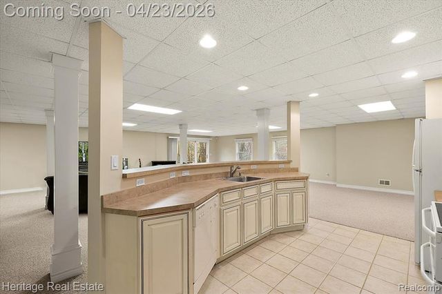 1562 Eagle Trail, Oxford, MI 48371