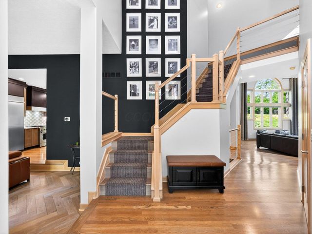 9750 Erin Woods Drive, Dublin, OH 43017