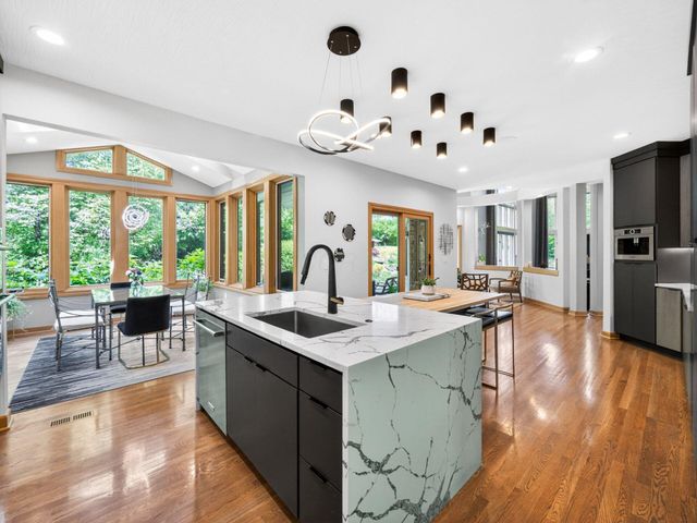 9750 Erin Woods Drive, Dublin, OH 43017