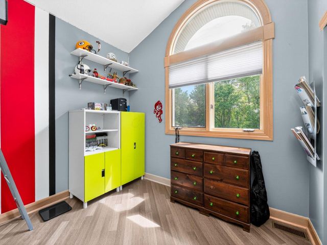9750 Erin Woods Drive, Dublin, OH 43017
