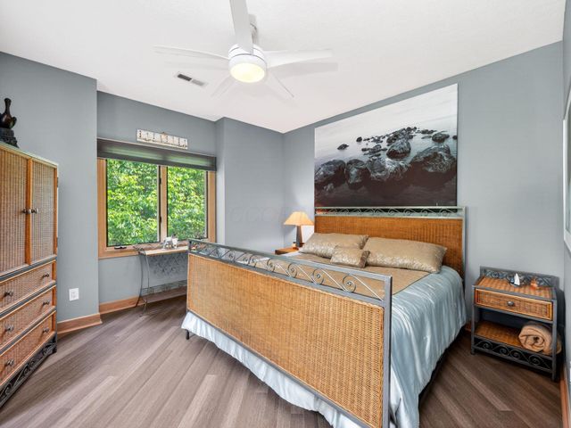 9750 Erin Woods Drive, Dublin, OH 43017