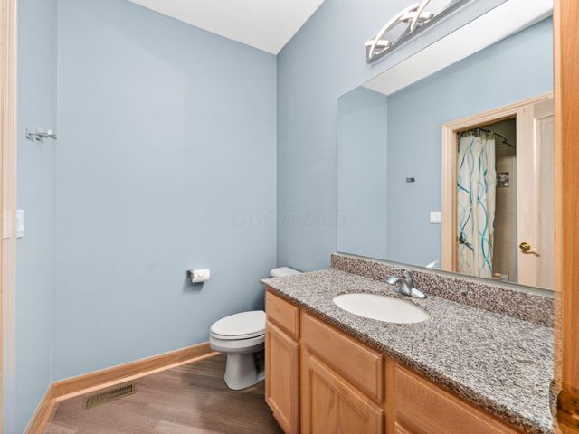 9750 Erin Woods Drive, Dublin, OH 43017