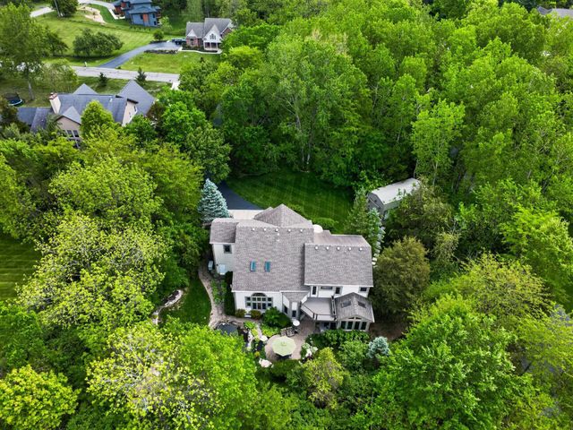 9750 Erin Woods Drive, Dublin, OH 43017