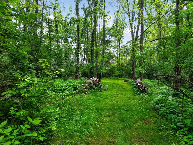 9750 Erin Woods Drive, Dublin, OH 43017