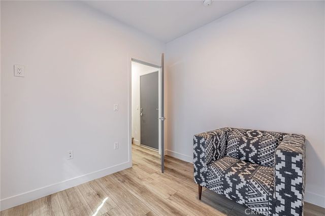 14662 W Sara Lane, Panorama City, CA 91402