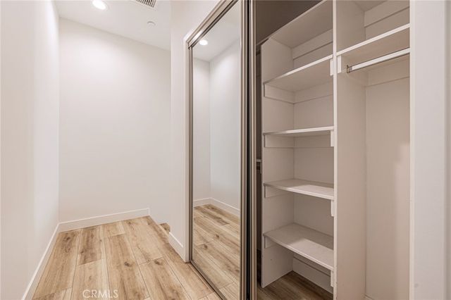 14662 W Sara Lane, Panorama City, CA 91402