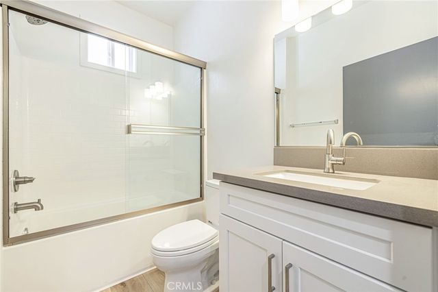 14662 W Sara Lane, Panorama City, CA 91402