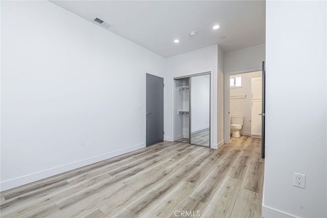 14662 W Sara Lane, Panorama City, CA 91402