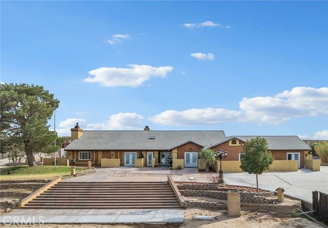 13801 Shadow Mountain, Helendale, CA 92342