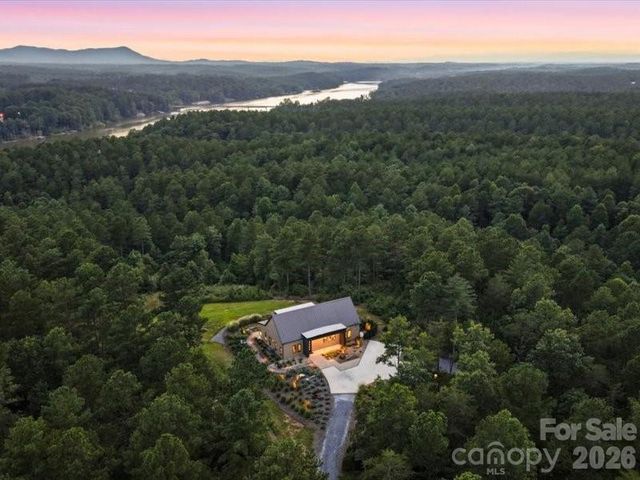 5519 Liberty Road, Granite Falls, NC 28630