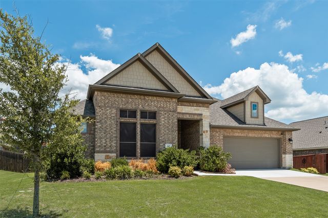 643 Woodridge Drive, Oak Point, TX 75068