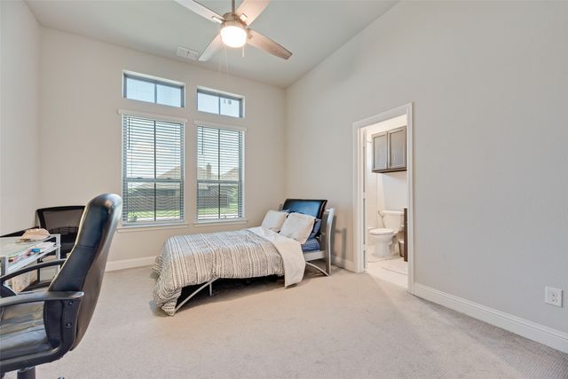 643 Woodridge Drive, Oak Point, TX 75068