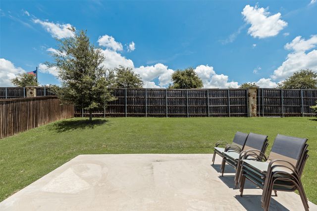 643 Woodridge Drive, Oak Point, TX 75068