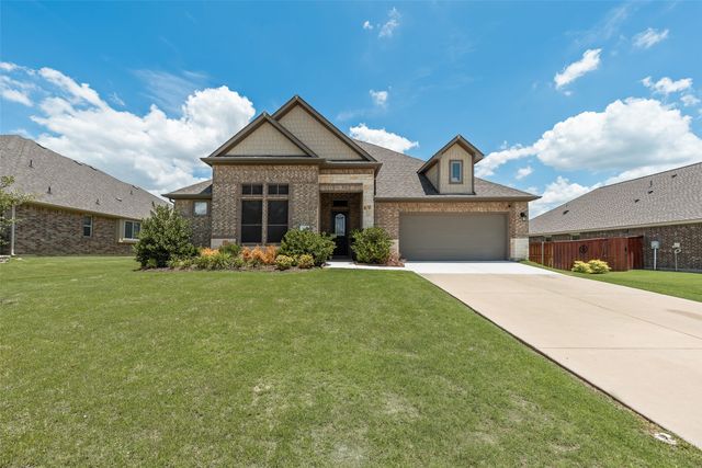 643 Woodridge Drive, Oak Point, TX 75068