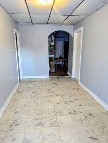 4805 S Elizabeth Street, Chicago, IL 60609