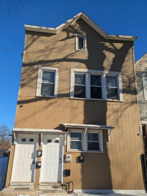 4805 S Elizabeth Street, Chicago, IL 60609