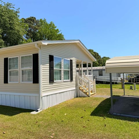95 Crooked Island Circle, Murrells Inlet, SC 29576
