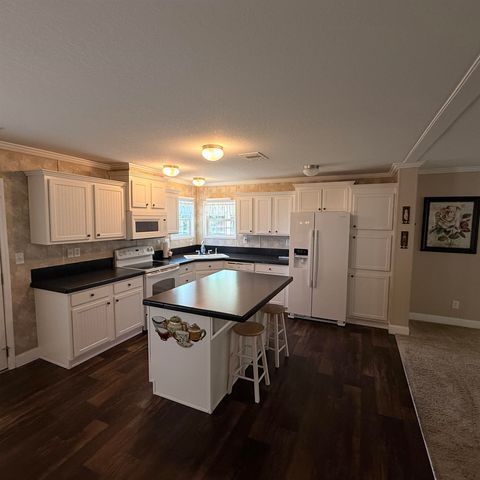 95 Crooked Island Circle, Murrells Inlet, SC 29576