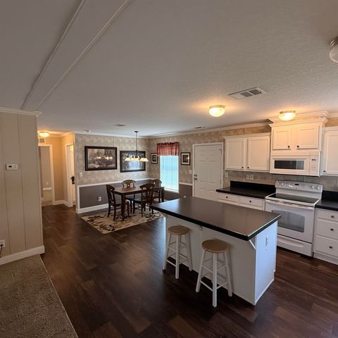 95 Crooked Island Circle, Murrells Inlet, SC 29576