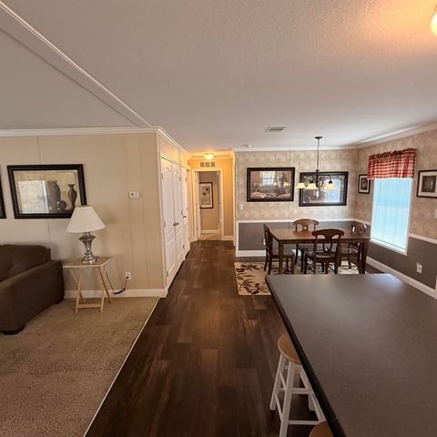 95 Crooked Island Circle, Murrells Inlet, SC 29576