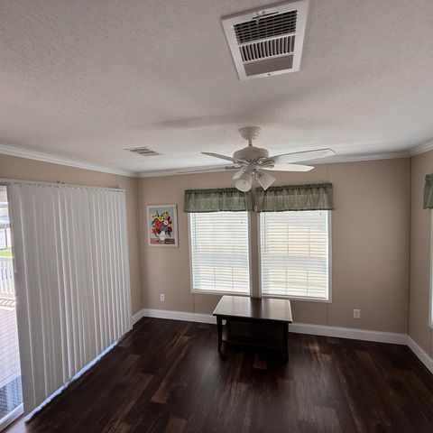 95 Crooked Island Circle, Murrells Inlet, SC 29576