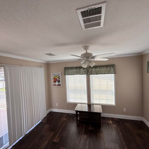 95 Crooked Island Circle, Murrells Inlet, SC 29576