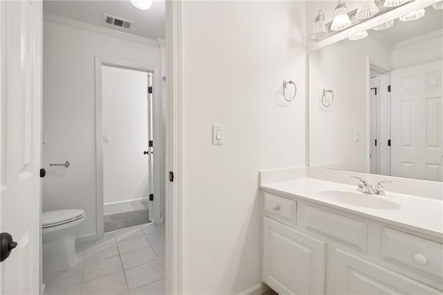 5363 Windsor Green SE Court, Mableton, GA 30126