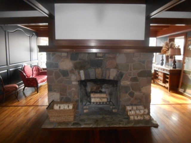 700 DUTCH Road, Fairview, PA 16415