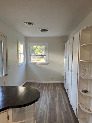 201 SE 4th Street, Lexington, OK 73051