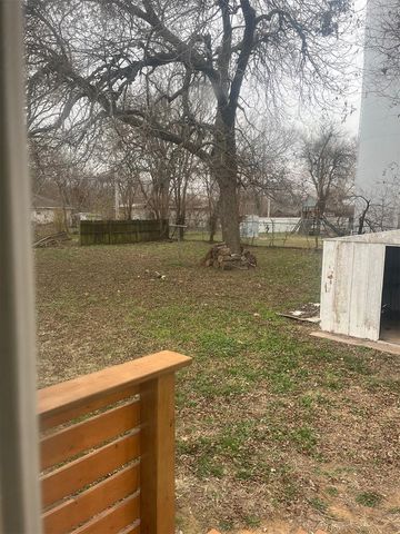 201 SE 4th Street, Lexington, OK 73051