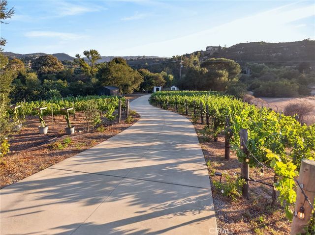 44880 Via Vaquero, Temecula, CA 92590
