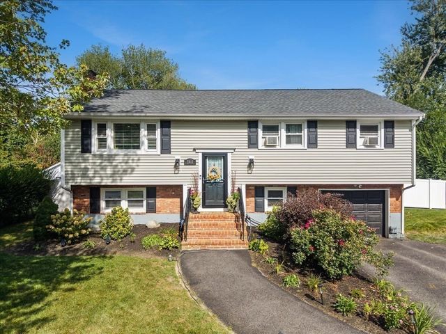 140 Tosca Dr, Brockton, MA 02301