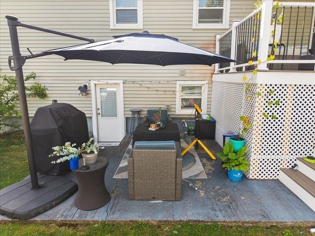 140 Tosca Dr, Brockton, MA 02301