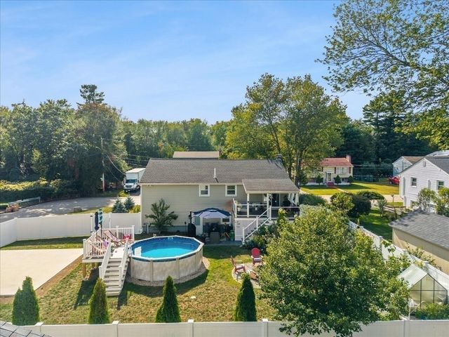 140 Tosca Dr, Brockton, MA 02301