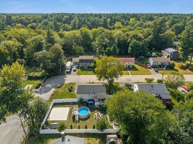 140 Tosca Dr, Brockton, MA 02301
