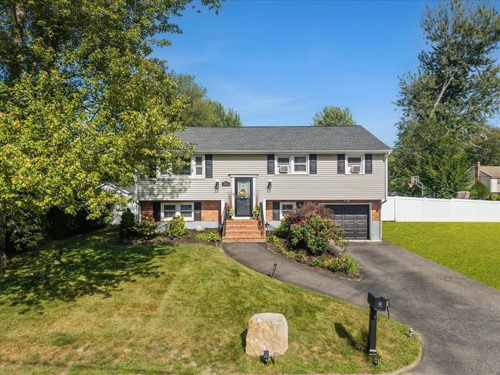 140 Tosca Dr, Brockton, MA 02301