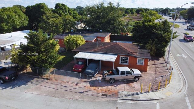 3575 NW 103rd St, Miami, FL 33147