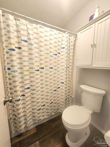 7895 Bay Meadows Dr, Pensacola, FL 32506