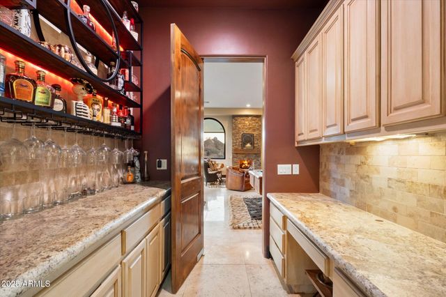 10471 E White Feather Lane, Scottsdale, AZ 85262