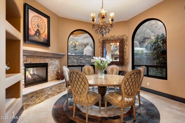 10471 E White Feather Lane, Scottsdale, AZ 85262