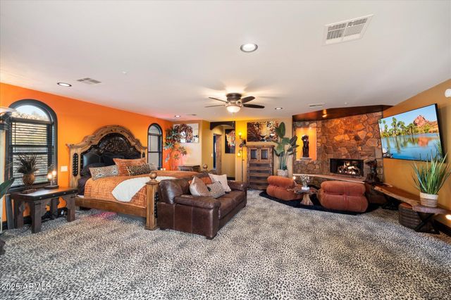 10471 E White Feather Lane, Scottsdale, AZ 85262